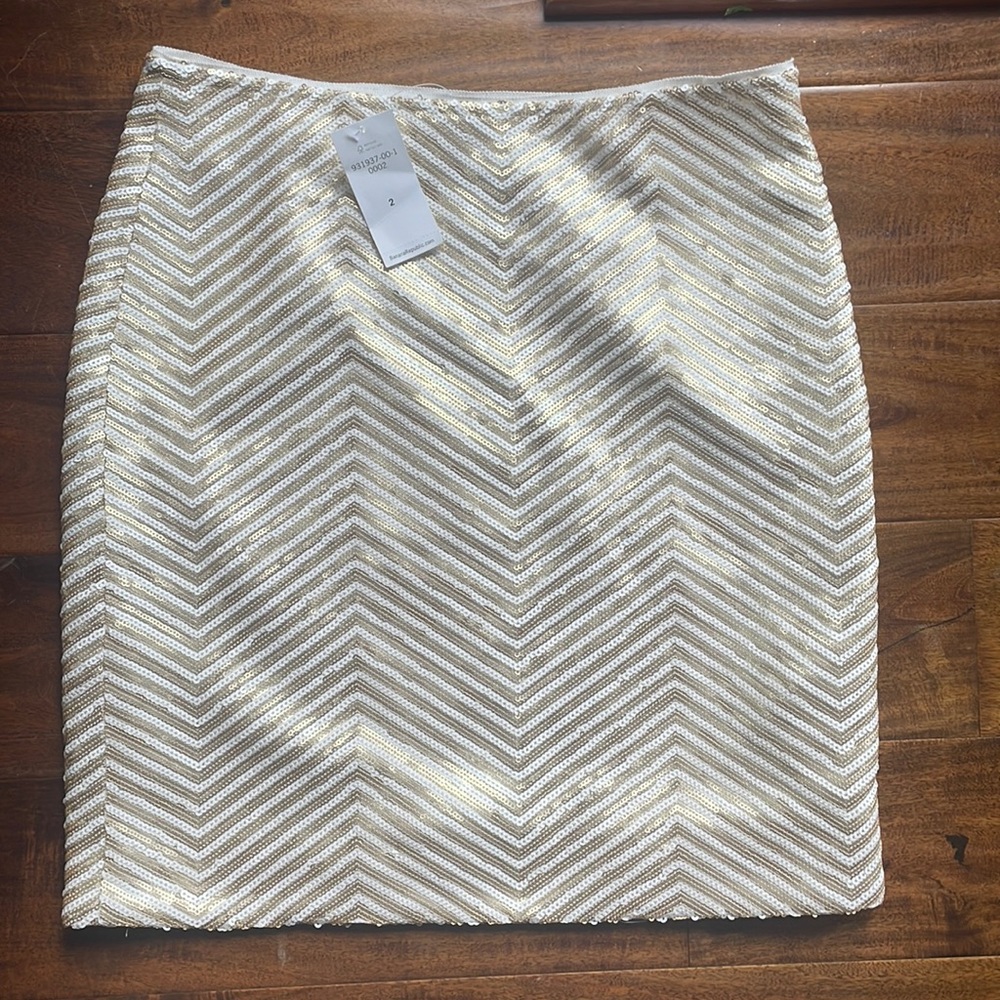 NWT Banana Republic women’s sequin skirt